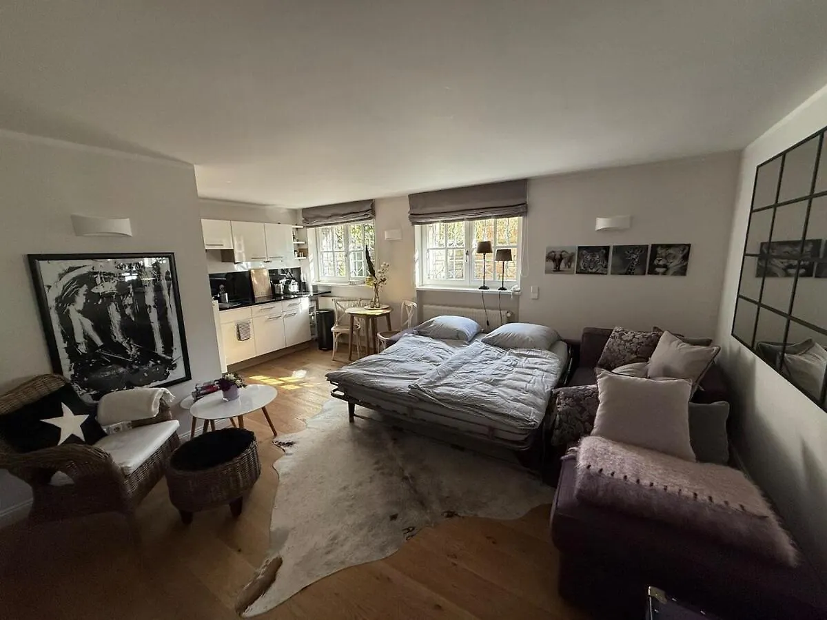 Stylish Garden Apartment In Central Monaco di Baviera