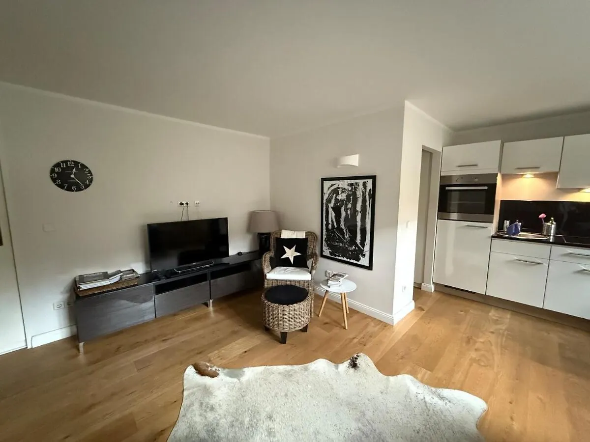Stylish Garden Apartment In Central Munich Germany